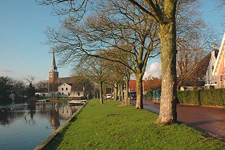 marijkebeek-Broek-in-Waterland-Havenrak-2009.450